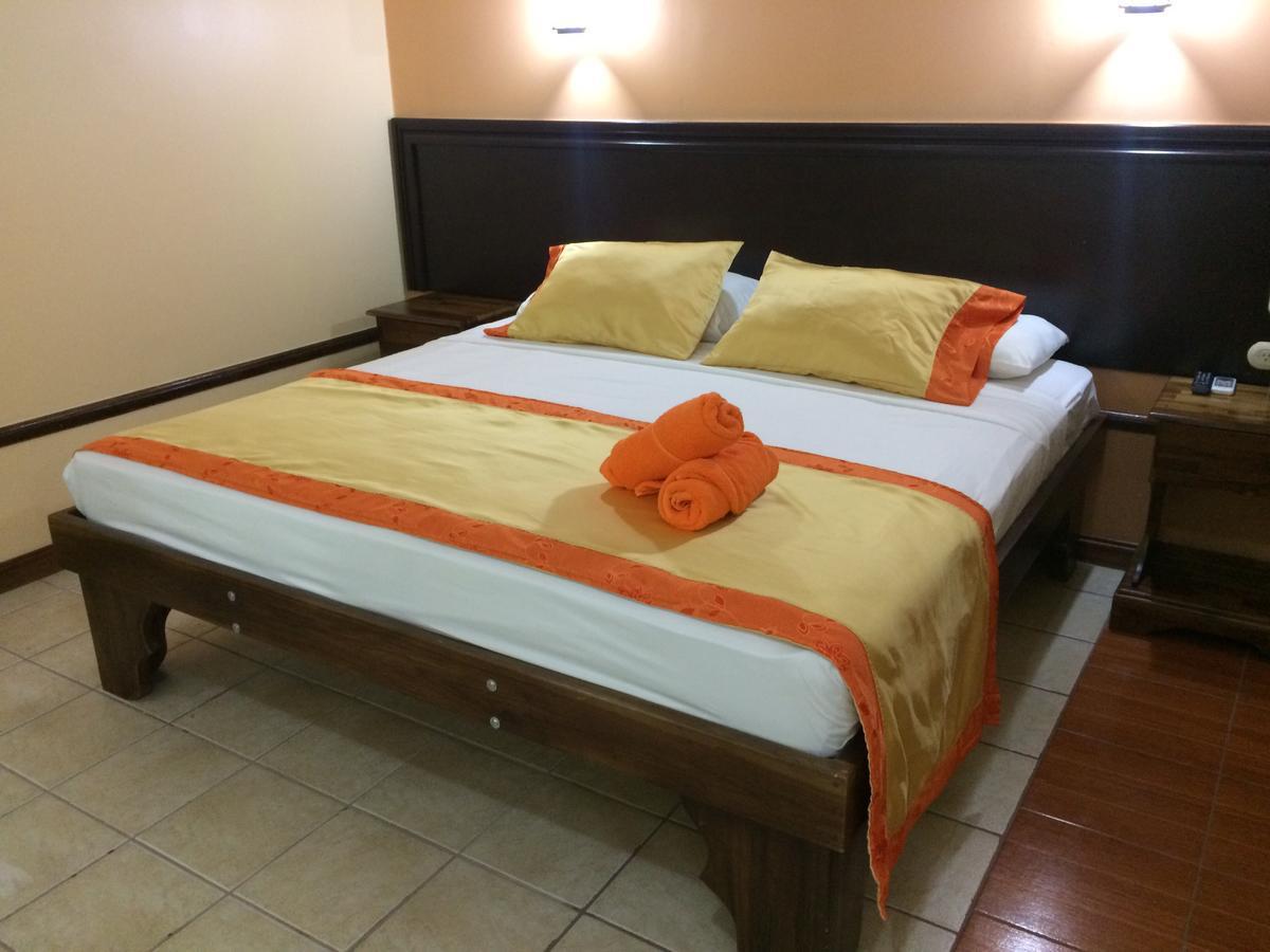 Mussaenda, Arenal Hotel La Fortuna Bagian luar foto