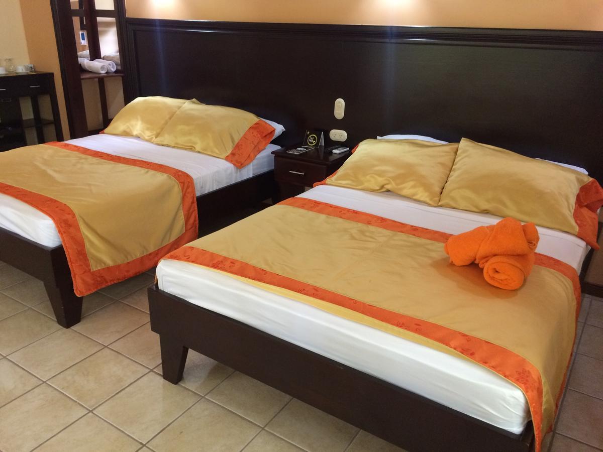 Mussaenda, Arenal Hotel La Fortuna Bagian luar foto