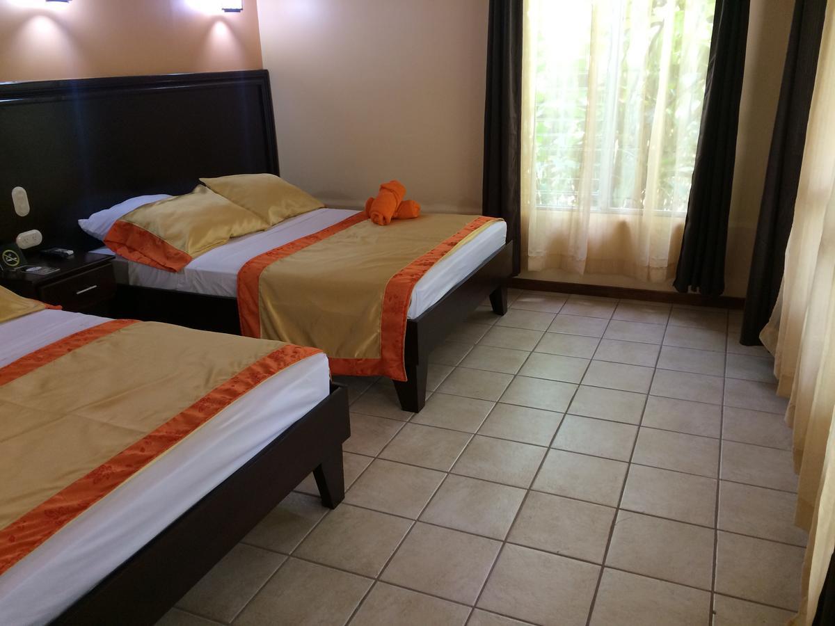 Mussaenda, Arenal Hotel La Fortuna Bagian luar foto