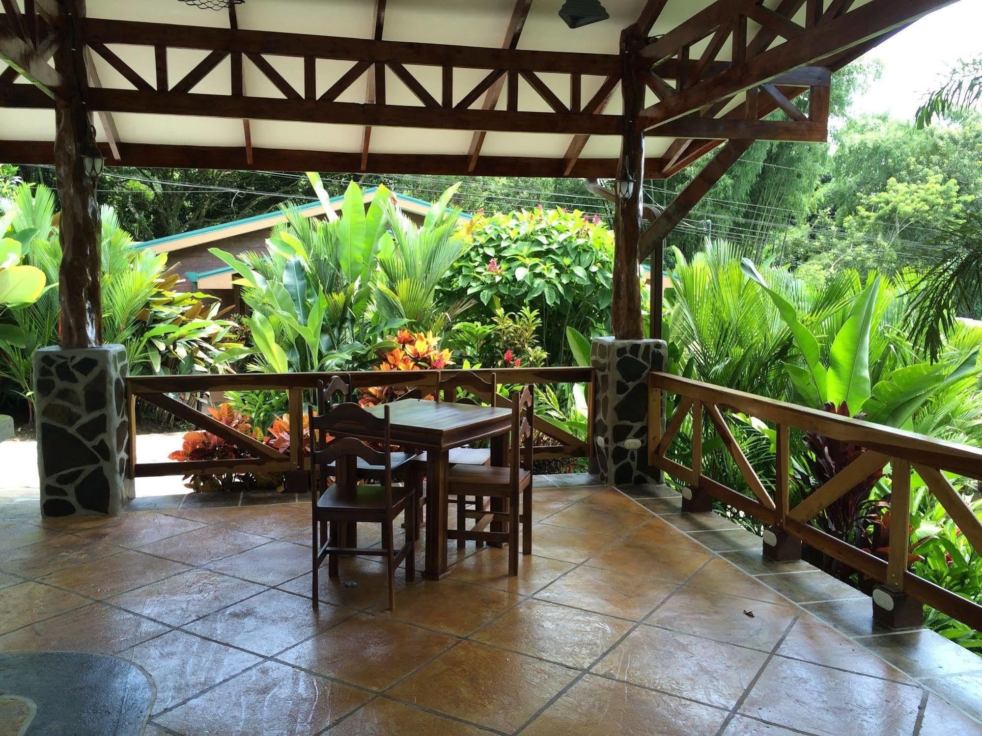 Mussaenda, Arenal Hotel La Fortuna Bagian luar foto